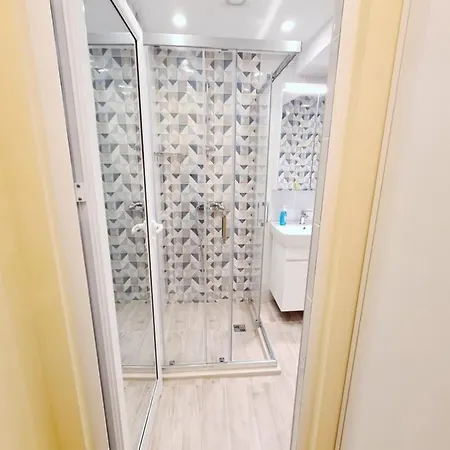 Modern And Cozy Flat In The Center Апартаменты *