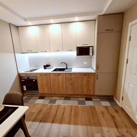 Modern And Cozy Flat In The Center Varna