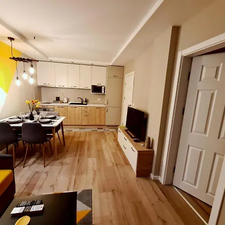 Modern And Cozy Flat In The Center Varna