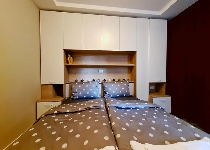Modern And Cozy Flat In The Center Apartment Varna