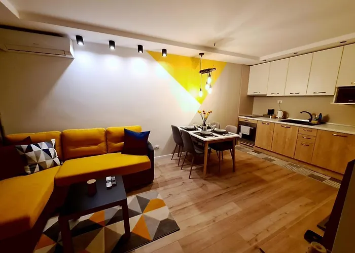 Modern And Cozy Flat In The Center Varna
