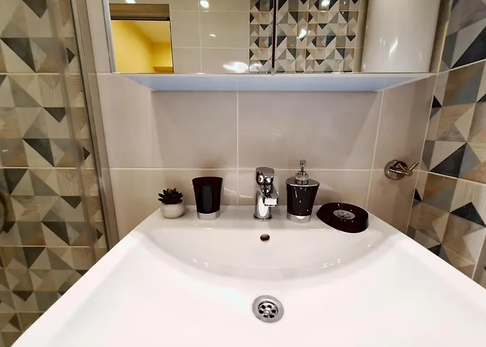 Modern And Cozy Flat In The Center